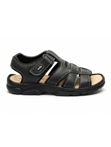 Sandalia de hombre en color negro, con diseño abierto y tiras ajustables, ideal para uso diario y actividades al aire libre. Suela cómoda y duradera, perfecta para el verano.